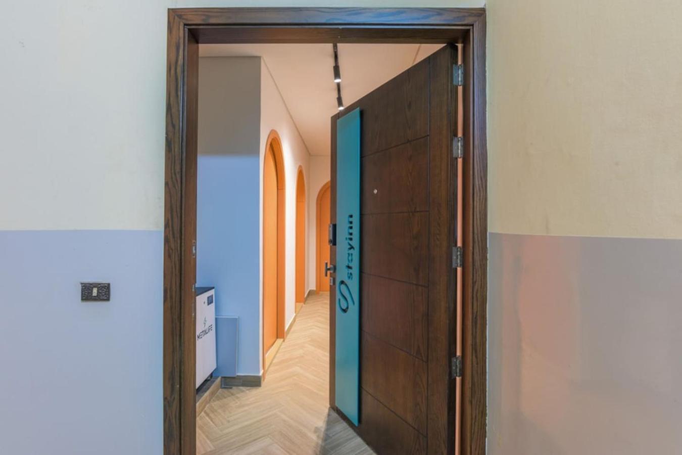 Apartment Boho Wild Flowers In Mar Mikhael