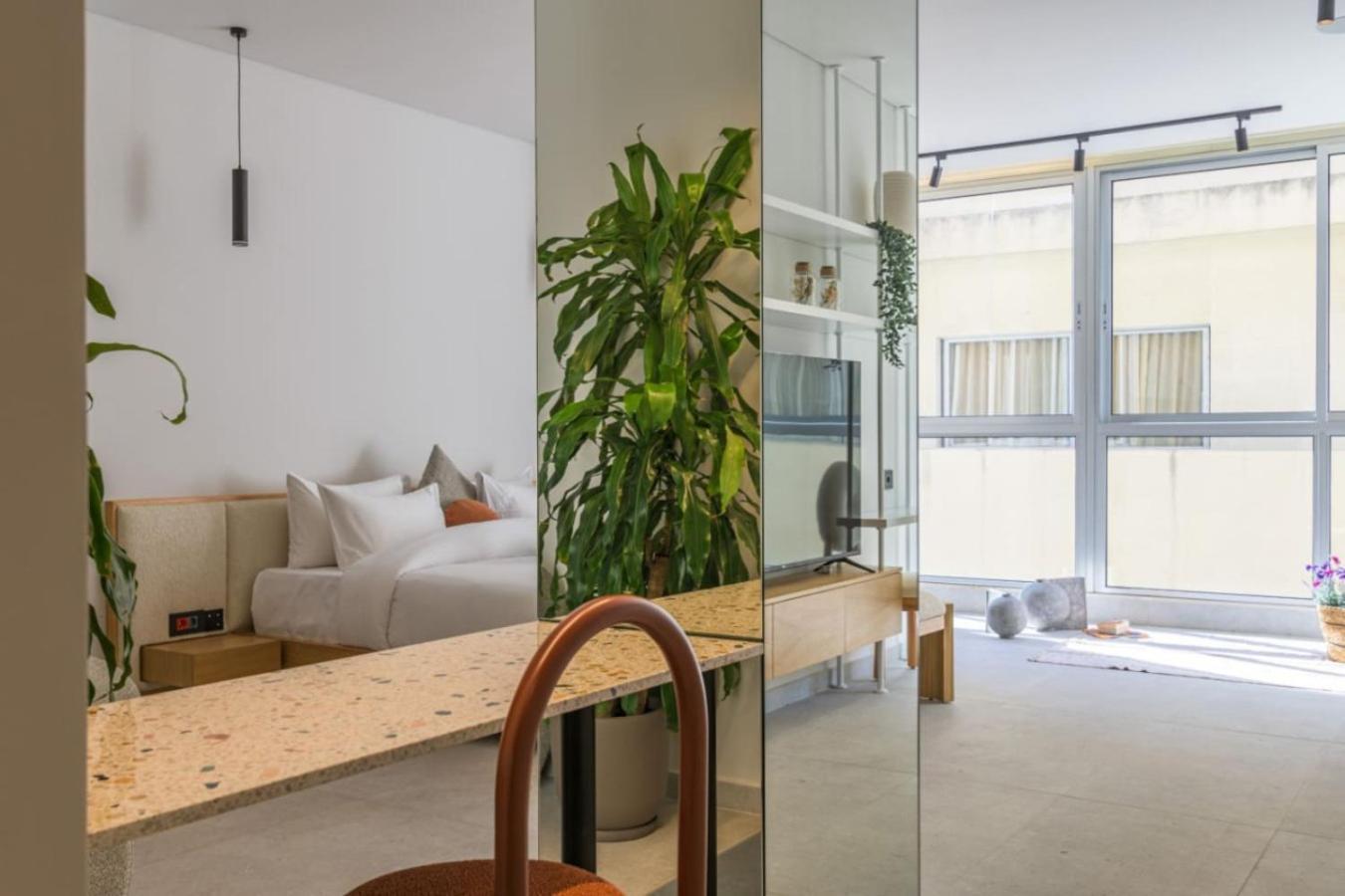 Apartment Boho Wild Flowers In Mar Mikhael Beirut